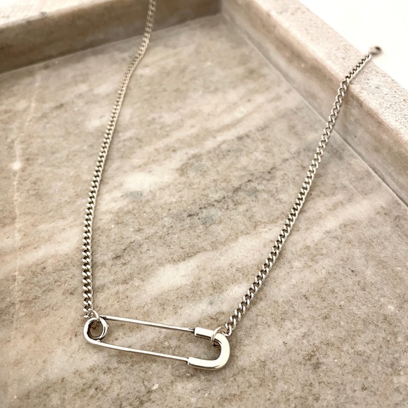 925 Sterling Silver Paperclip Necklace Unique Modern Safety Pin Necklace - Picture 2 of 5